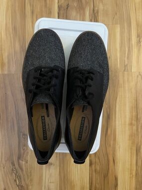 Clarks Two-Tone Black and Gray Derby Oxfords (NWOT)